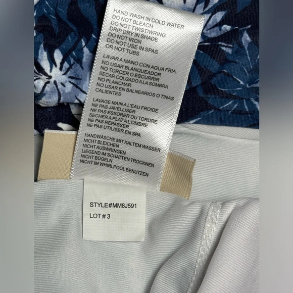 🌻 Michael Koss Women's size 14 Tropical Print Bandeau Cut Out One-Piece Swimsuit - Picture 7 of 7